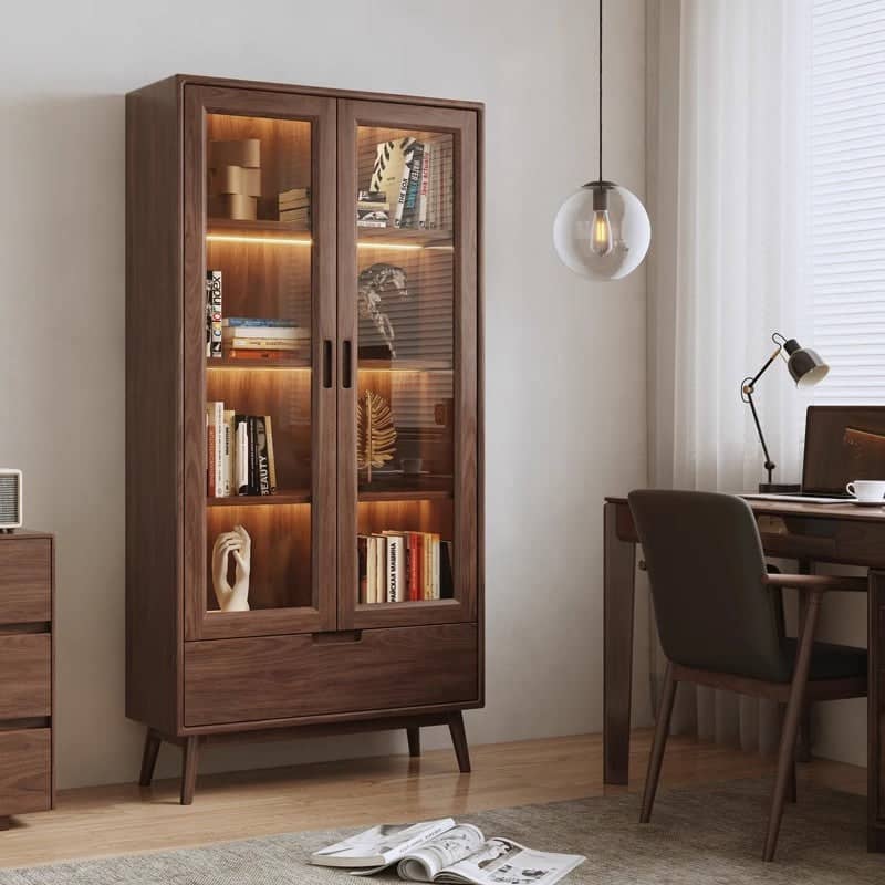 Distinctive side storage unit