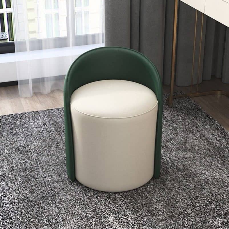 Modern pouf seat