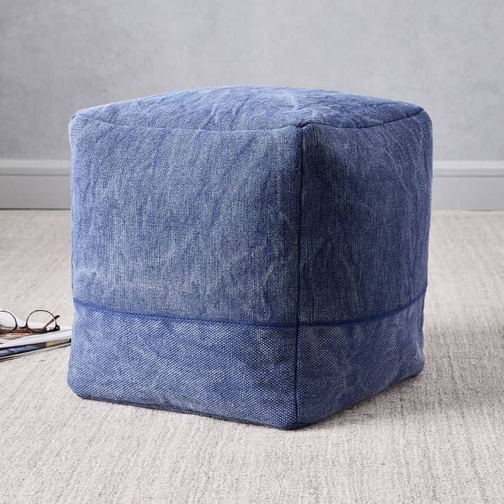 Modern pouf seat