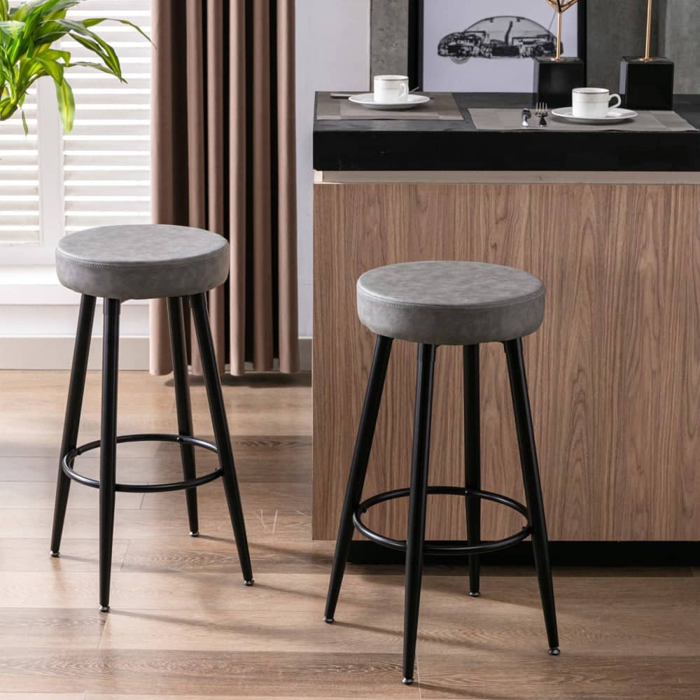 Minimalist bar stool