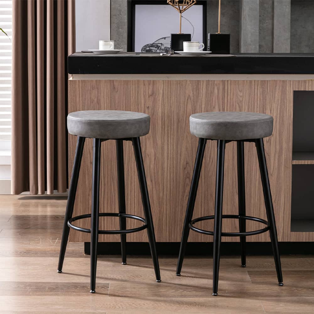 Minimalist bar stool