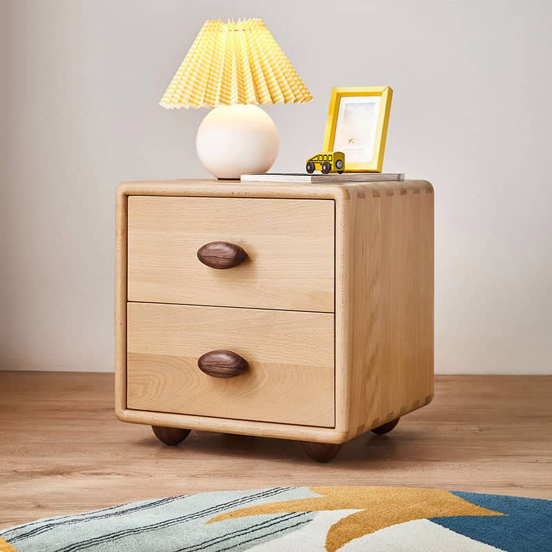 Distinctive children's bedside table