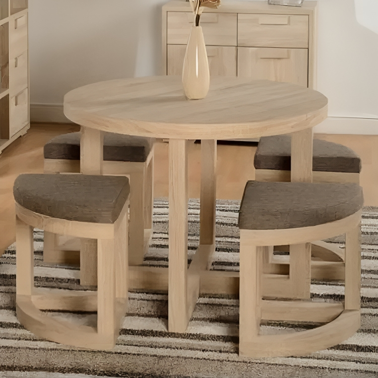 Round dining table with 4 poufs