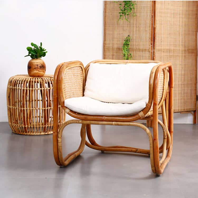 Country style lounge chair