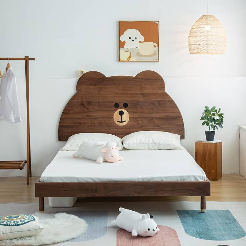 Bear shaped baby bed