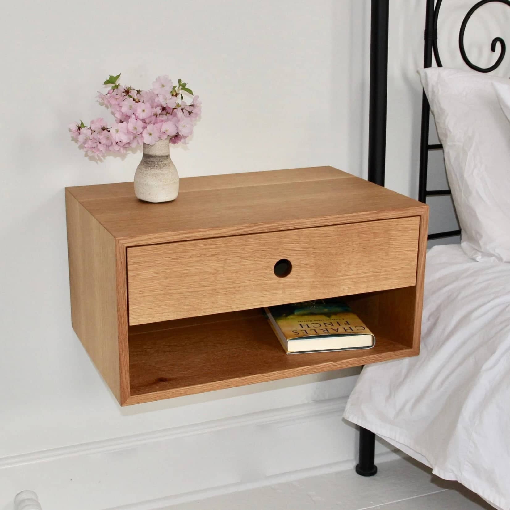 Drawer with hanging shelf