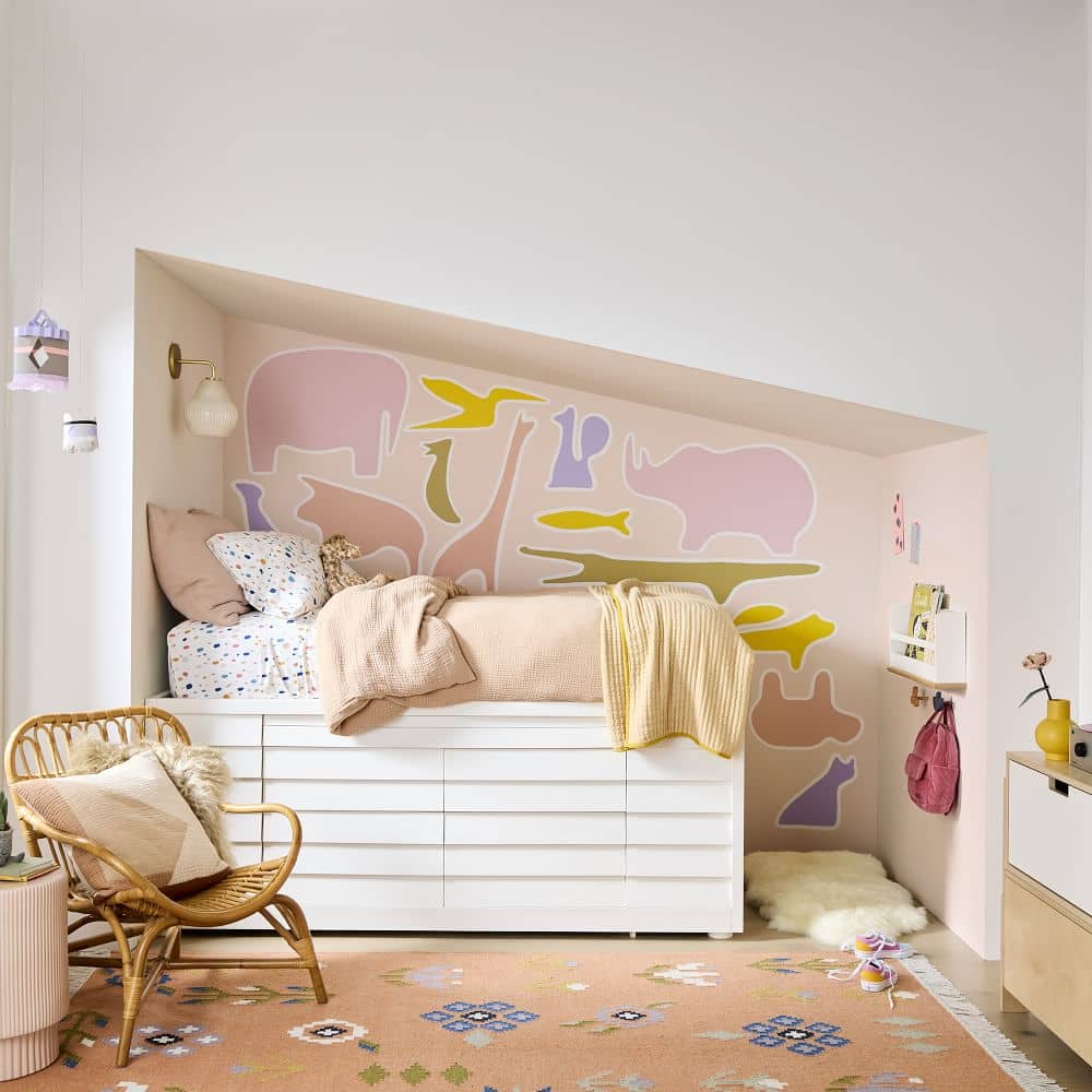 Baby bed with storage units